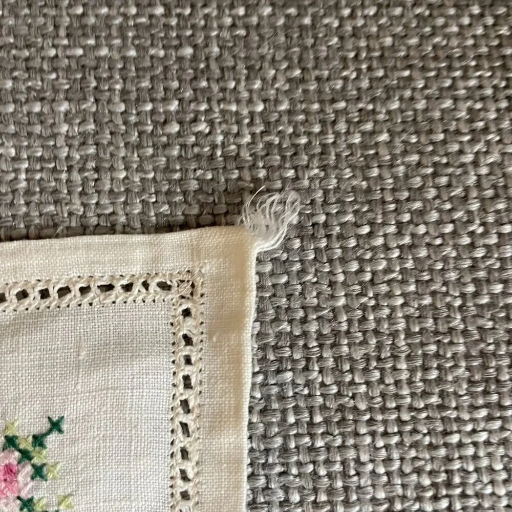 Vintage Embroidered Table Linen Tray Cloth Napkin Placemat Dining Kitchen Classi